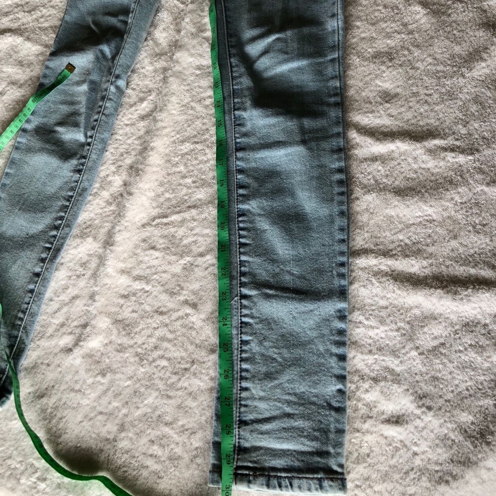 Jeans - Picture 8 of 8